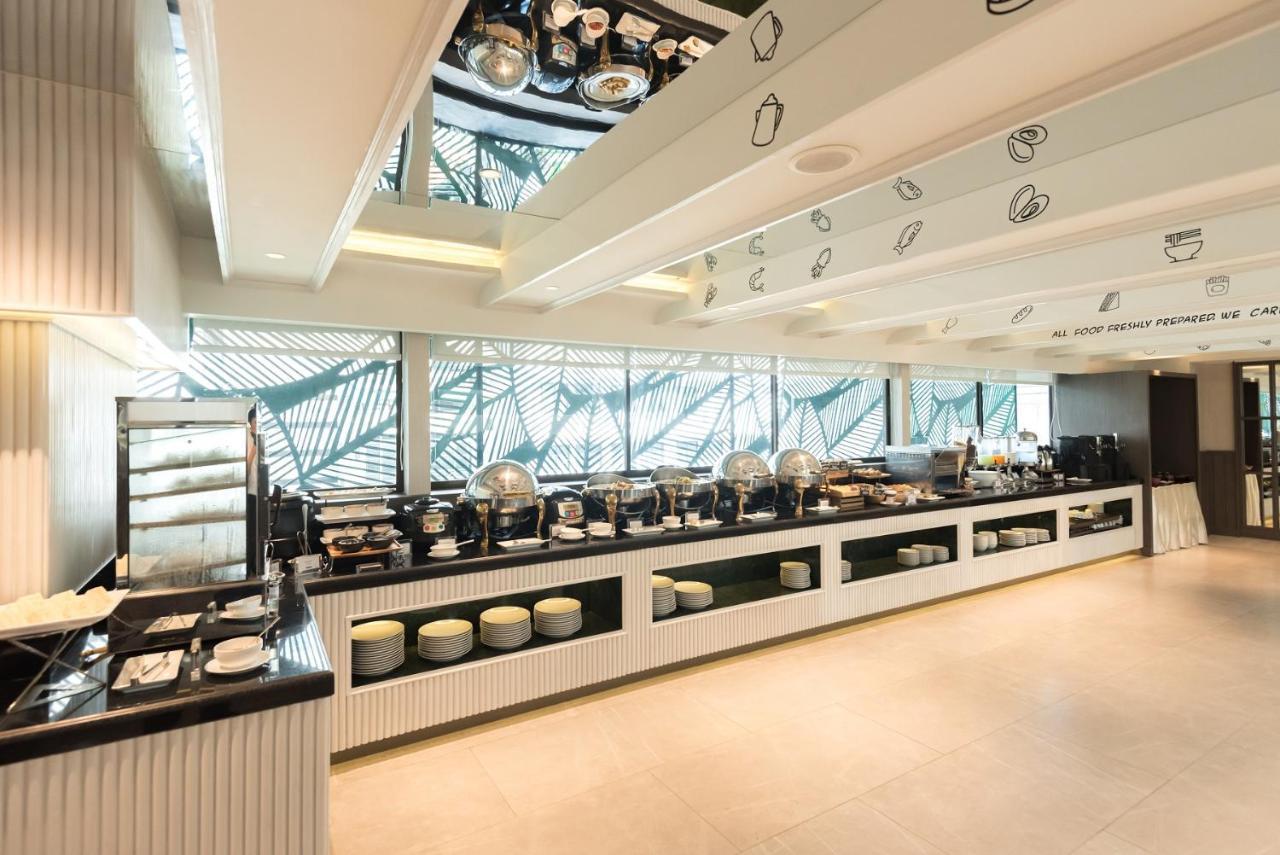 Centre Point Plus Hotel Pratunam Банкок Екстериор снимка