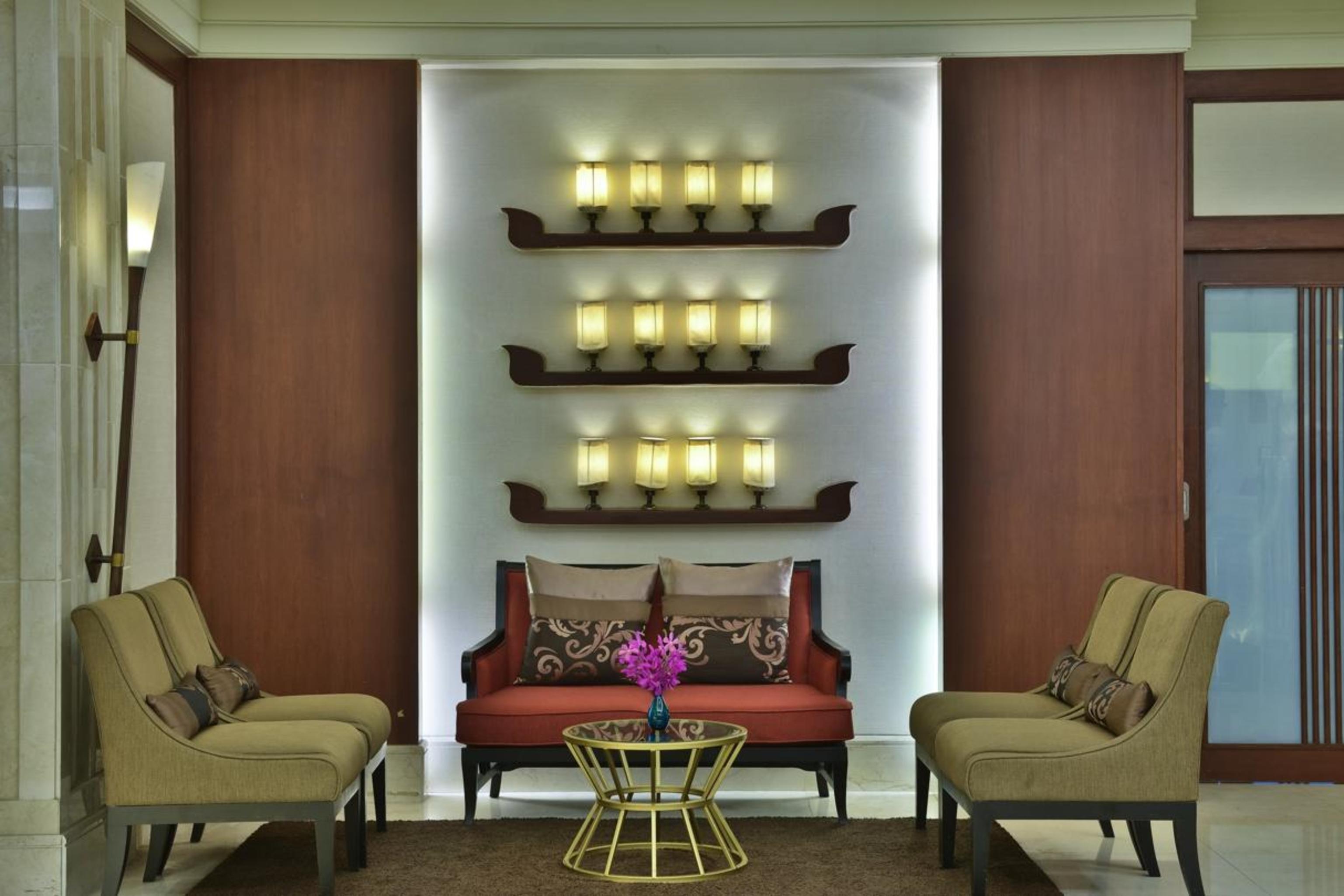 Centre Point Plus Hotel Pratunam Банкок Екстериор снимка