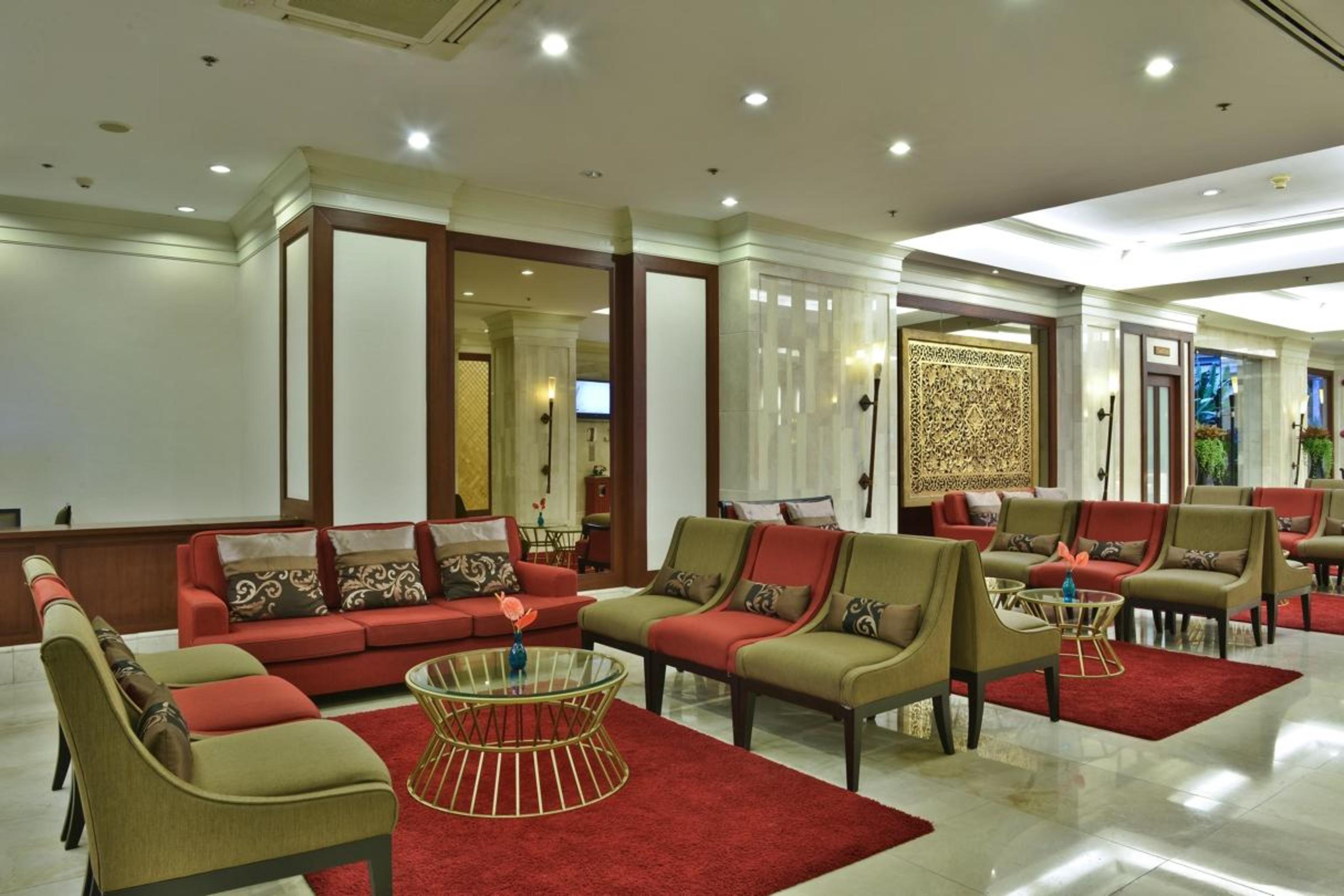Centre Point Plus Hotel Pratunam Банкок Екстериор снимка