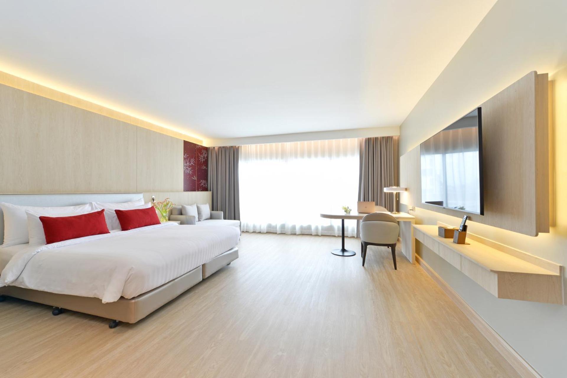 Centre Point Plus Hotel Pratunam Банкок Екстериор снимка