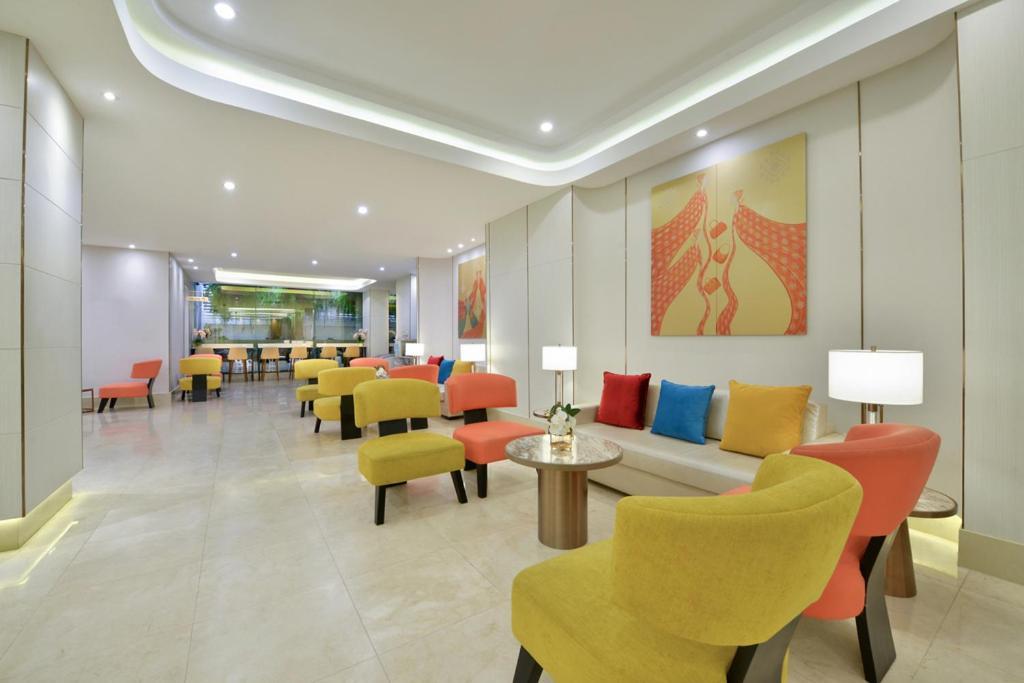 Centre Point Plus Hotel Pratunam Банкок Екстериор снимка